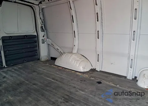 2020 Chevrolet Express G2500 from USA, damaged, VIN 1GCWGAFP7L1126421